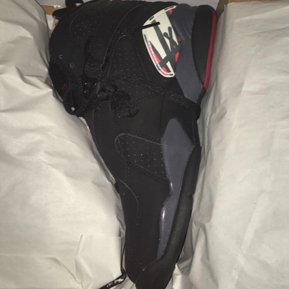 Jordan 8s black/gym red